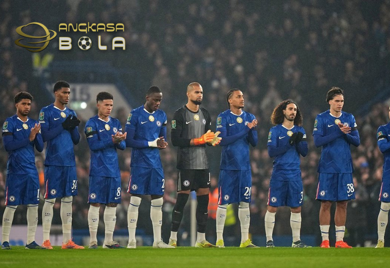 Jelang Napoli vs Chelsea, Dua Suporter The Blues Ditusuk Ultras di Naples